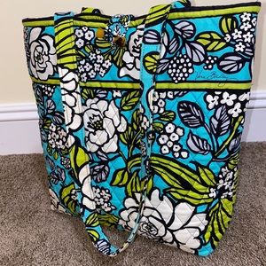Vera Bradley tote